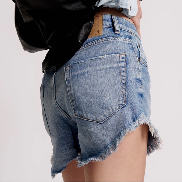 One Teaspoon Worn Out Hendrixe Outlaws Mid Length Denim Shorts-Size 26 - Picture 3 of 13